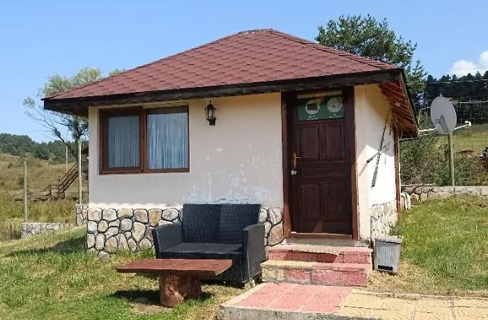 Къщи За Гости 招待所 巴塔克