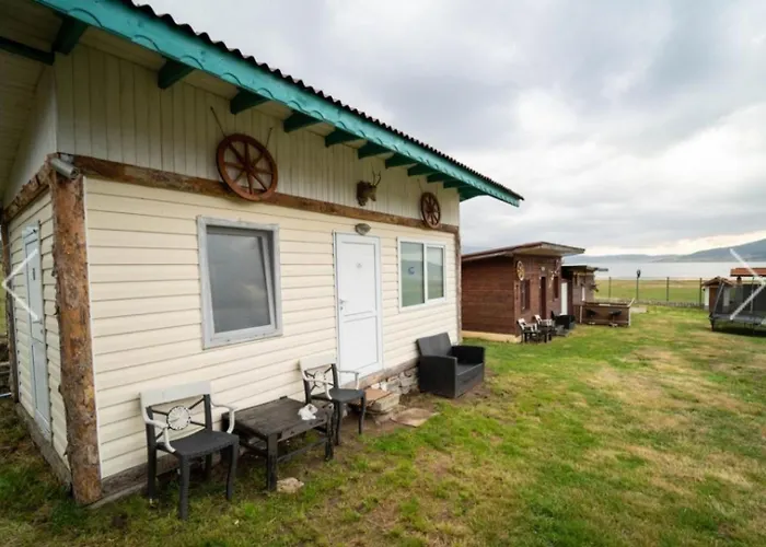 Къщи За Гости * 巴塔克