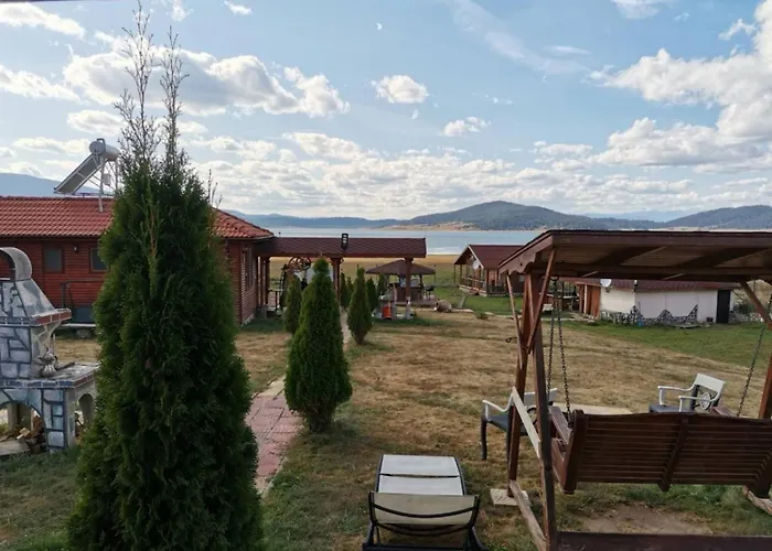 Къщи За Гости 招待所 巴塔克